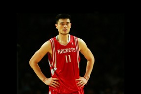 星空体育官网-皇马伤兵回归，战力回升明显，皇马受伤球员